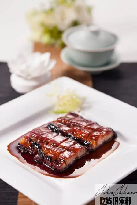 Barbecued pork in honey