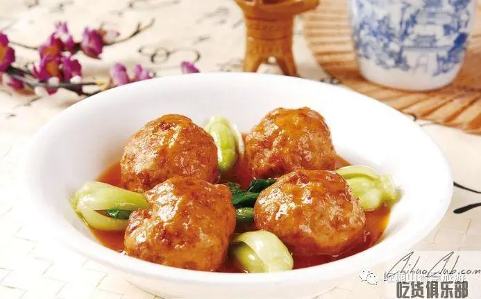 Braised Pork Balls in Gravy