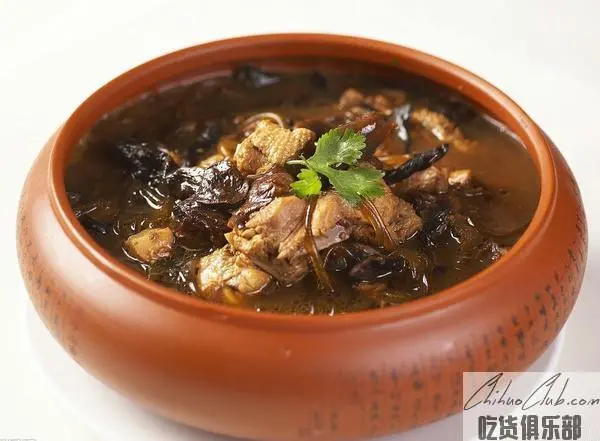 Hazel mushroom steamed meat