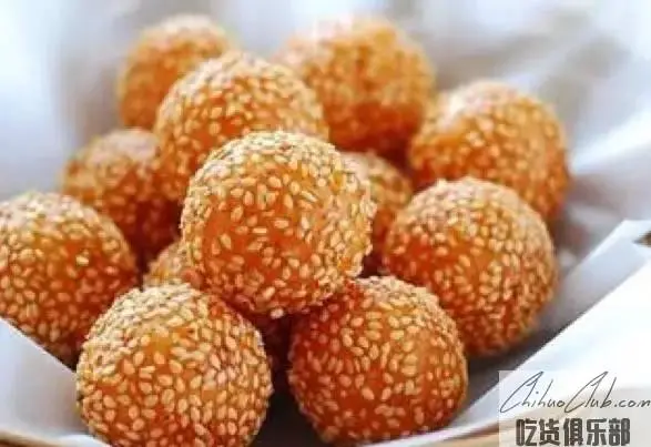 Fried glutinous rice ball