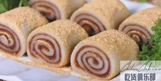 Lvdagun (Glutinous Rice Rolls Stuffed with Red Bean Paste)