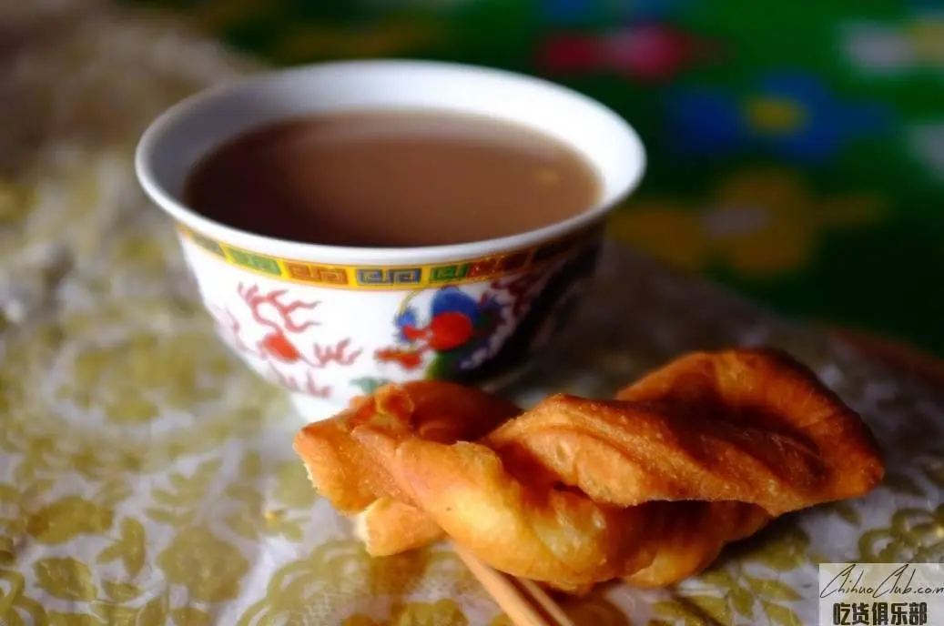 Mongolian Youtiao (Deep-Fried Dough Sticks)