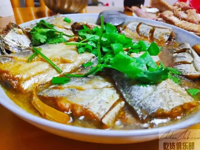 大连焖渤海湾刀鱼