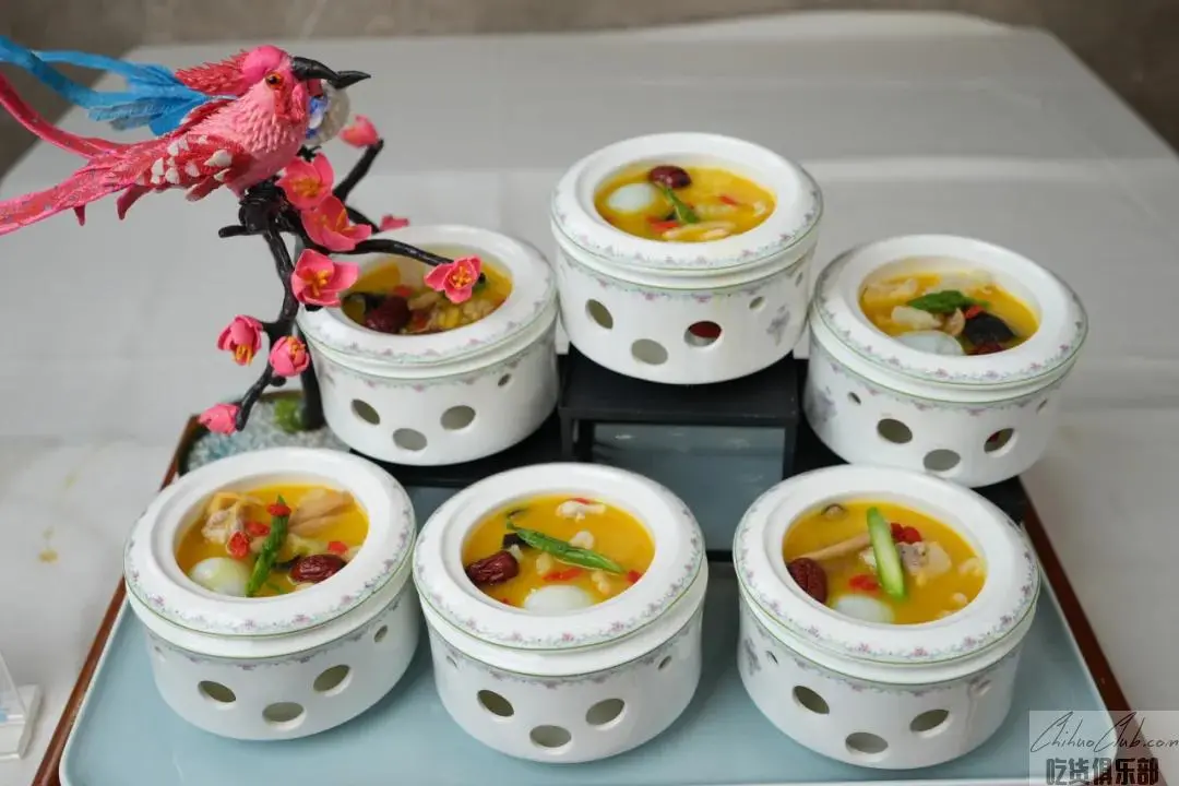 神仙鸡烩八珍