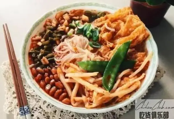 Chongqing hot and sour rice noodles