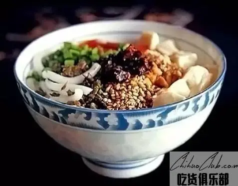 Bean flower rice noodle