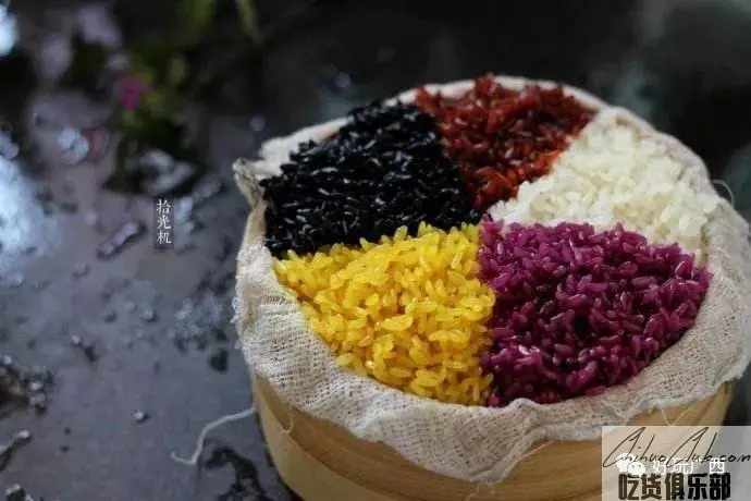 Zhuang nationality five-color glutinous rice